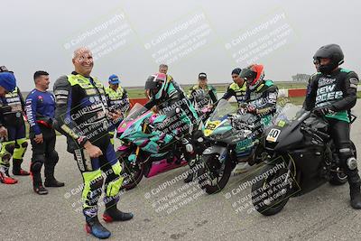 media/Nov-30-2025-TrackDaz (Sun) [[d8b22663df]]/Around the Pits/